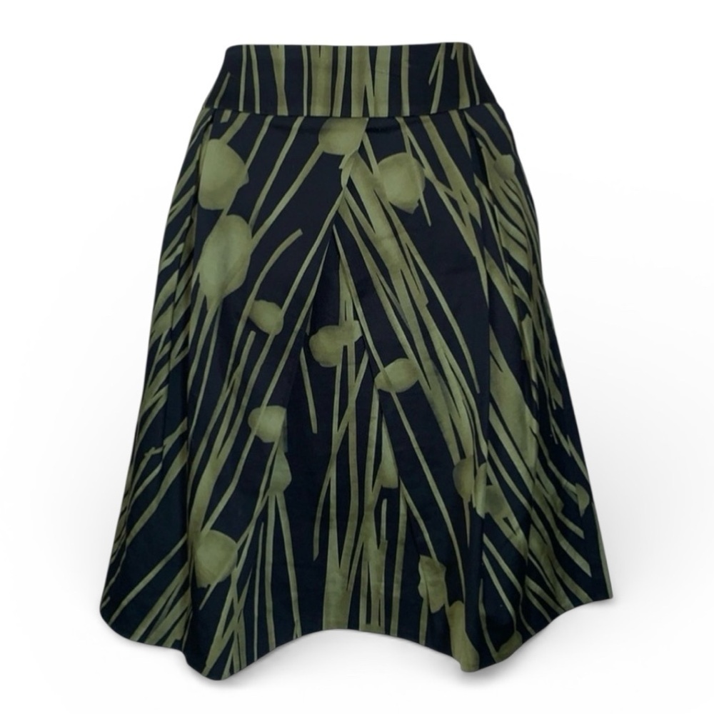 KENNETH COLE REACTION skirt, Women's 2, black/green leaves, pleats, cotton. EUC